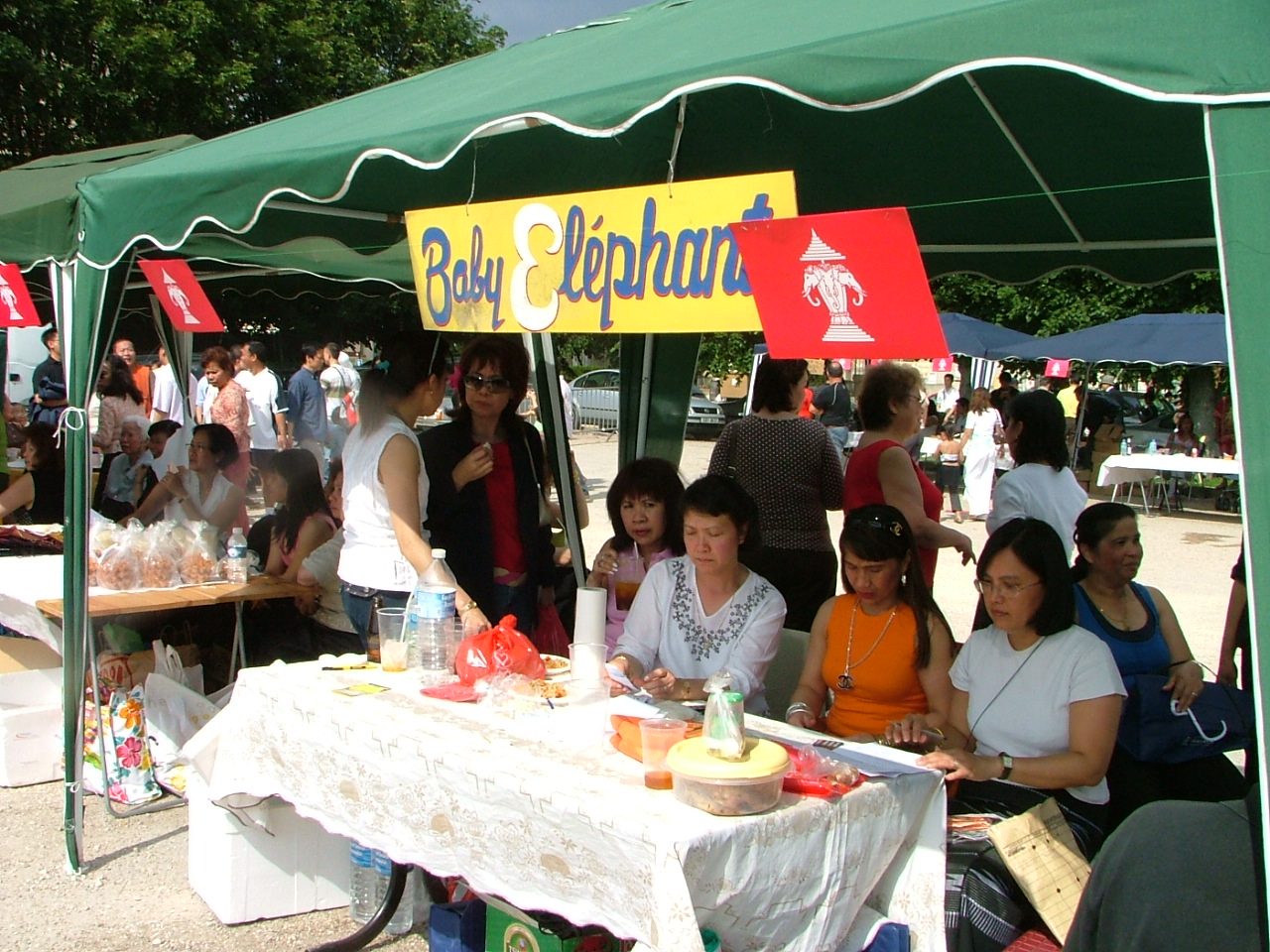 kermesse lao Paris 030607 032.jpg